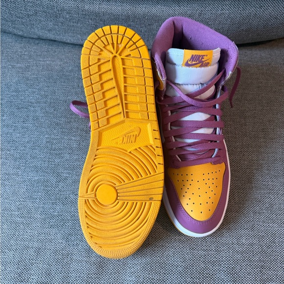 Air Jordan 1 Retro High OG Sneakers Classic Basketball Streetwear Nike Jordans - Picture 3 of 4